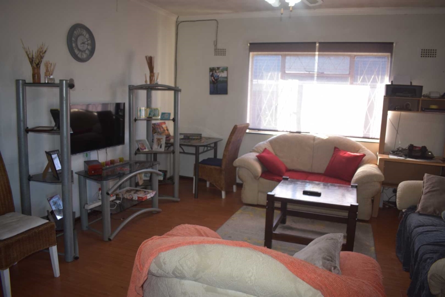3 Bedroom Property for Sale in Summerpride Eastern Cape
